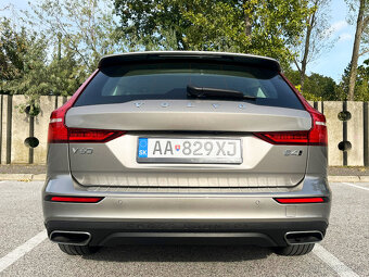 99tis Volvo V60 CROSS COUNTRY B4 AWD A/T 2.0l 145KW - 10