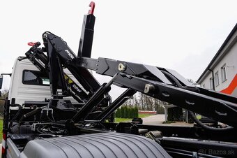 MERCEDES 15T NOVÝ HÁKOVÝ NOSIČ KONTAJNEROV HYDRAULICKÁ RUKA - 10