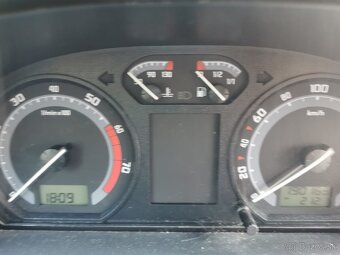 Škoda Fabia 1.2 - 10