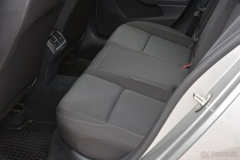 Volkswagen Golf 1.00 TSi, SR voz - 10