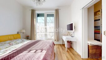 Pekný, zariadený 5 izb. rodinný dom v luxusnej radovej zásta - 10