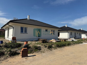 Predaj 4 izbový rodinný dom, novostavba, 5á pozemok, Jelšovc - 10