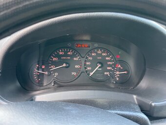 Citroen Berlingo 1.6 hdi - 10