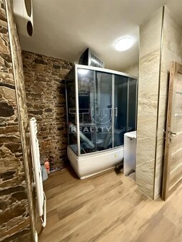 TUreality ponúka na predaj 4-izbový byt s garážovým... - 10