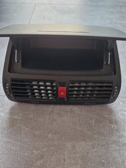 Diely interieru Škoda Octavia 2 - 10