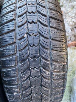 215/65 r16 zimne - 10
