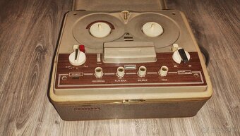 Prodám kotoučový magnetofon Philips - 10
