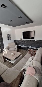 Na predaj: Moderný 5 izbový rodinný dom s veľkým... - 10