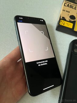iPhone 11 Pro Max 64GB - 10