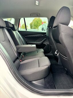 Škoda Octavia Combi 2.0 TDI SCR Style DSG odpočet DPH - 10