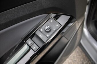 Volkswagen ID.5 PRO Performance / 150kW / 77kWh / 2022 - 10