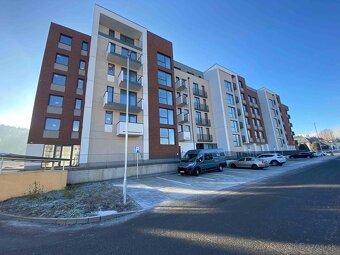 Krásny, zariadený apartmán v podhorskom meste Svit - 10