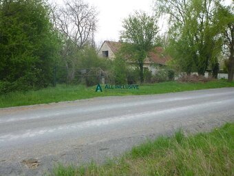 Na predaj pozemok so st. domom Devínska Nová Ves, Okr. Brati - 10