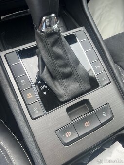 Predam Škoda Superb Style Plus limo Facelift 2.0 TDI DSG - 10