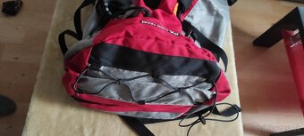 Veľký turistický batoh - 10