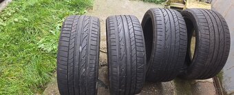Bridgestone 215/40 R17 - 10