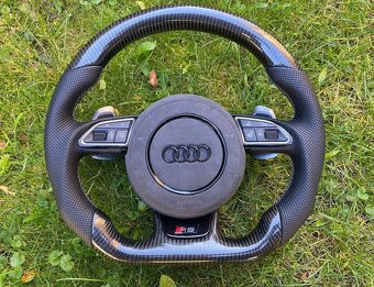 AUDI VOLANT KARBONOVY - zkoseny - karbon - perforovana koža - 10