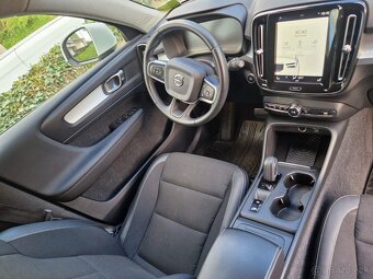 Volvo XC40 - 10