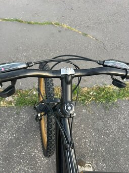 Bicykel horský - 10