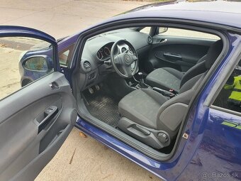 Opel Corsa 1.4 benzín 2011 - 10