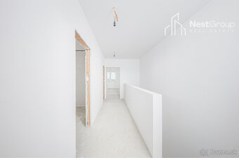 PREDAJ NOVOSTAVBA 4-IZBOVÝ BUNGALOV, POZEMOK 300 m2, HUBICE - 10