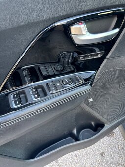 KIA NIRO ELECTRIC - 10