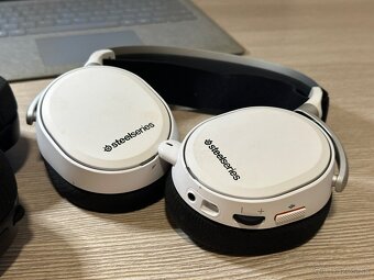 Steelseries Arctis Pro - 10