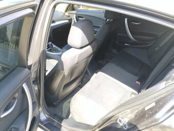 BMW 118D - 10