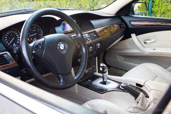 BMW 5 Touring 530d xDrive /Aj na splátky/ - 10