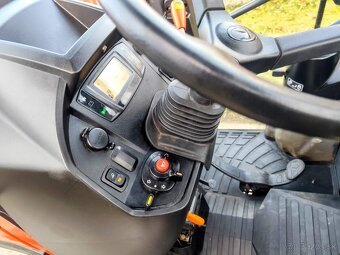 Malotraktor KUBOTA B2650 + nové rozmetadlo WESSEX, STK - TOP - 10
