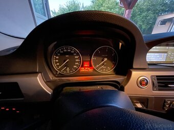 BMW 318d e91, predám na náhradné diely - 10