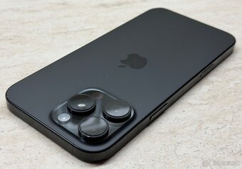 iPhone 16 Pro Max 256GB Black Titanium, 100%, 45 cyklov - 10