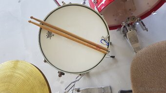 Predám bubny bicie značky Pearl - 10