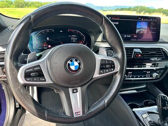BMW 540d xdrive touring M-Sport - 10