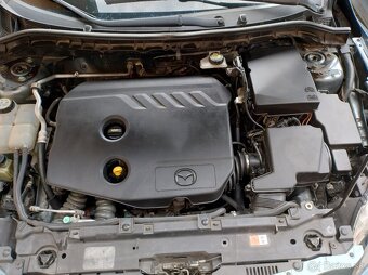 Mazda 3 1.6 Takumi - 10