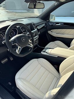 Mercedes ML 63 AMG - 10