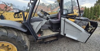 Teleskopický nakladač - 10