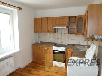 RK EXPRES - na prenájom 1 izbový byt v Handlovej, ul.29.augu - 10