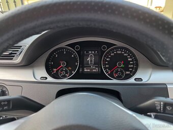 VW Passat CC 3 ×R-LINE 2,0TDI DSG 110 KW LED SVETLA BIXENON - 10
