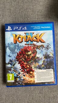 Playstation 4 - 10