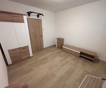 Na prenájom - 3,5 izbový byt, ul. Čiernovodská, Bratislava I - 10