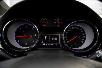 Opel Astra 1.6 CDTI 81kw/110ps SK - 10