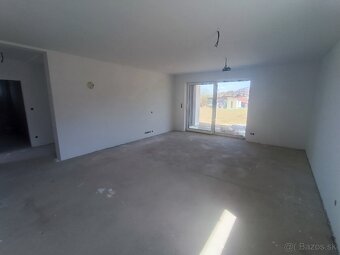 Novostavba 4 izb.rod.domu,809 m2 - Budatinska Lehota, KNM - 10