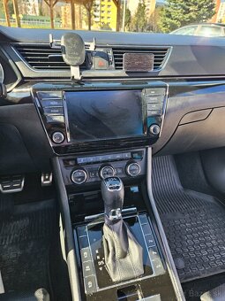 Škoda Superb Combi automat 4x4 r.v 2017 Laurint & Klement - 10