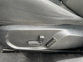 Ford Mondeo 2.0 TDCi DPF (140k) Titanium - 10