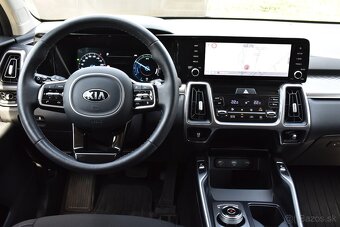 Kia Sorento 1.6 T-GDI HYBRID 4X4 AUTOMAT 7_MIESTNE SR 2021 - 10