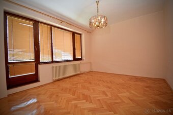 REZERVOVANÉ Na predaj rodinný dom na Kláštornej ulici - 10