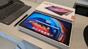 Tablet Lenovo Tab P11 + stylus + obal s klávesnicou - 10