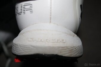 UNDER ARMOUR tenisky vel.43 - 10