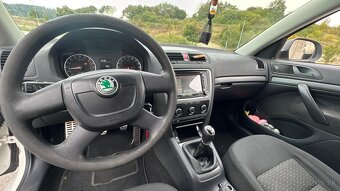 Škoda octavia 2 facelift 2012 1.6tdi 77kW - 10